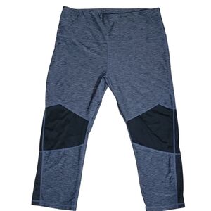 R8 Acivewear Gray Capri Athletic Leggings LARGE Media & Zip Pocket Gym Workout